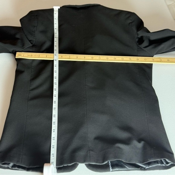 Chaps Boys Black Blazer Size 18, black two button blazer, classic design‎ - Picture 3 of 9